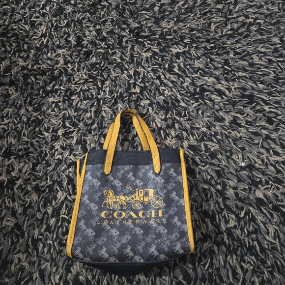 COACH Horse & Carriage Tote Bag Black/Yellow Leather Trim A1773-21586 - Picture 4 of 16